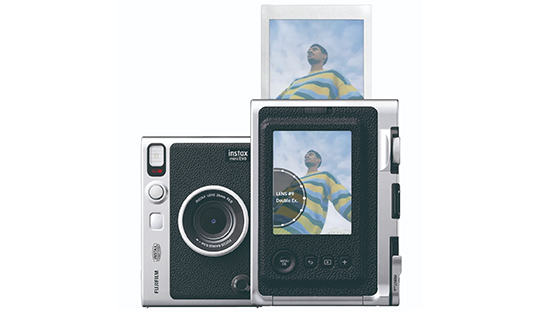 [image]instax mini Evo