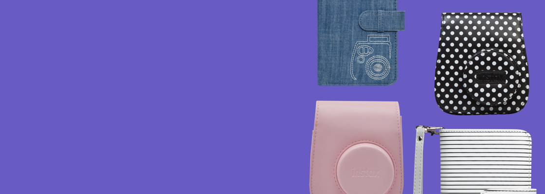 bannière violette avec plusieurs accessoires différents