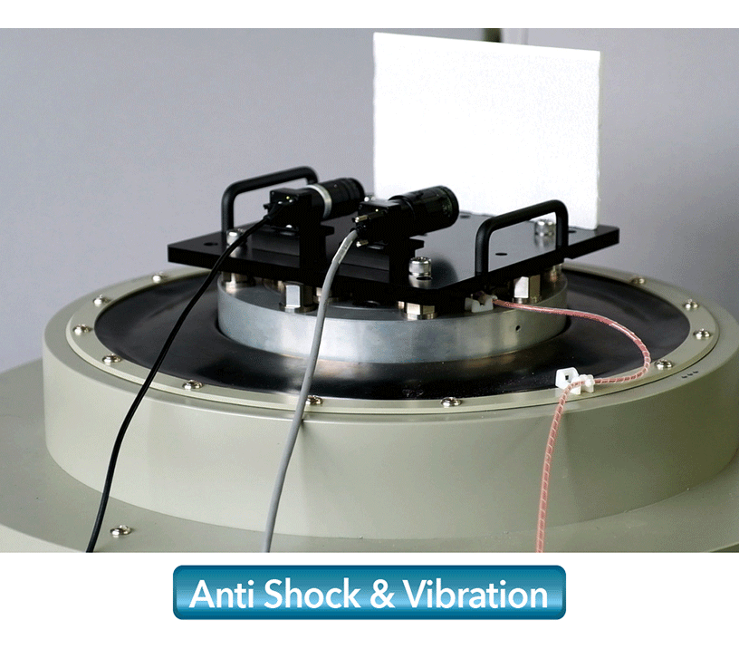[photo] Lenses being tested on plates of vibration machine