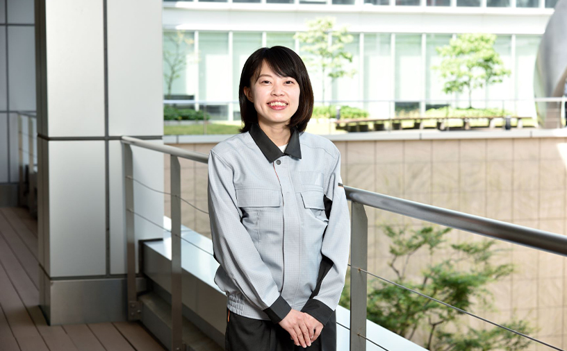 インタビューを受けている様子
