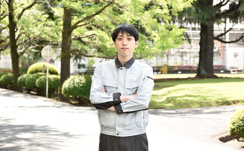 インタビューを受けている様子