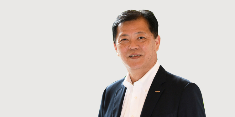 富士フイルムイメージングプロテック株式会社代表取締役社長　森永　昭彦よりご挨拶を申し上げます。