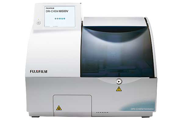 [photo] DRI-CHEM NX500V chemistry analyzer