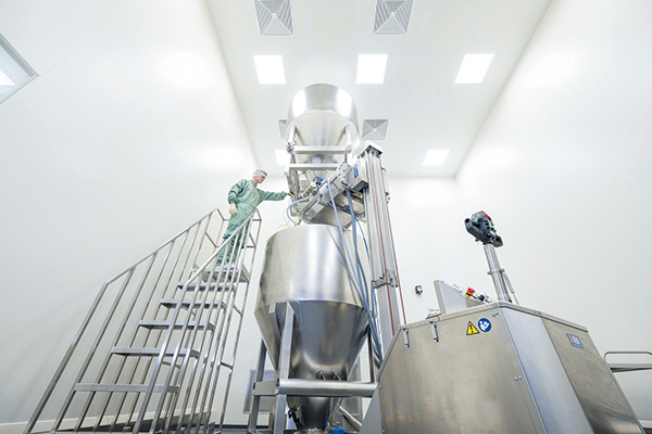 [immagine]Un esempio: Riduzione dell’impatto ambientale nella produzione di terreni di coltura cellulare