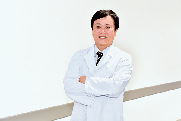 鹿児島大学病院 教授​・薬剤部長 寺園 英之さんの写真​