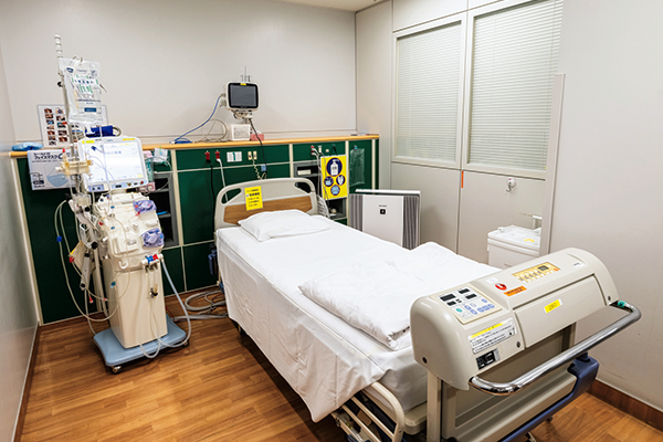 透析室に設置された医療機関向け空気清浄機