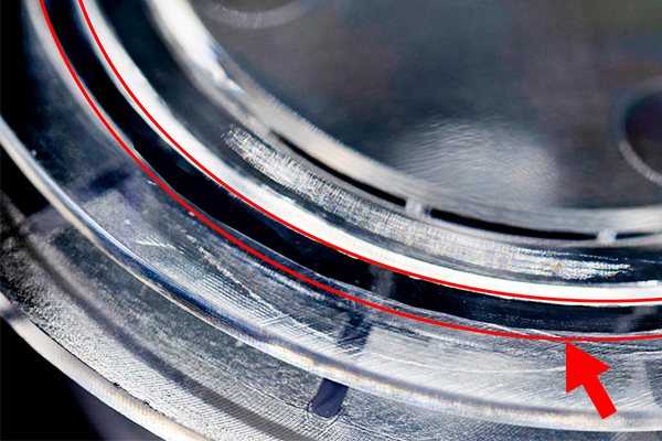 レーザー溶着で溶着した透明樹脂