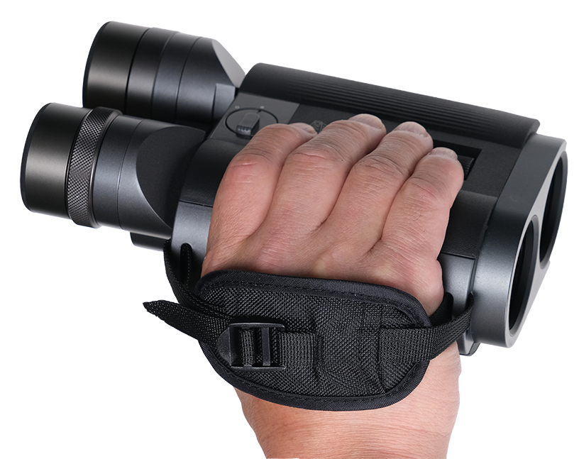 Adjusting the hand strap