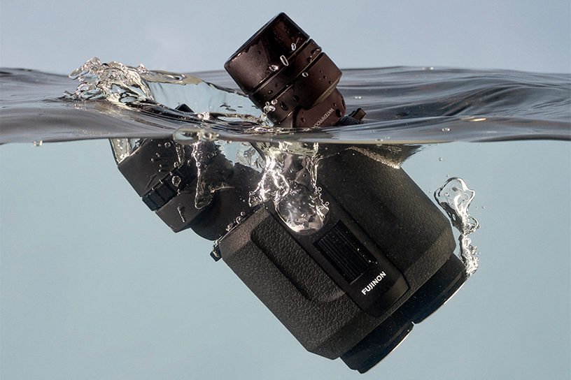 [photo] La serie TECHNO-STABI Compact Waterproof