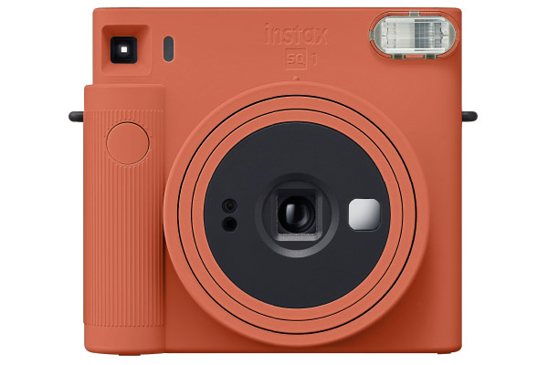[photo] Fujifilm instax SQUARE SQ1™ camera