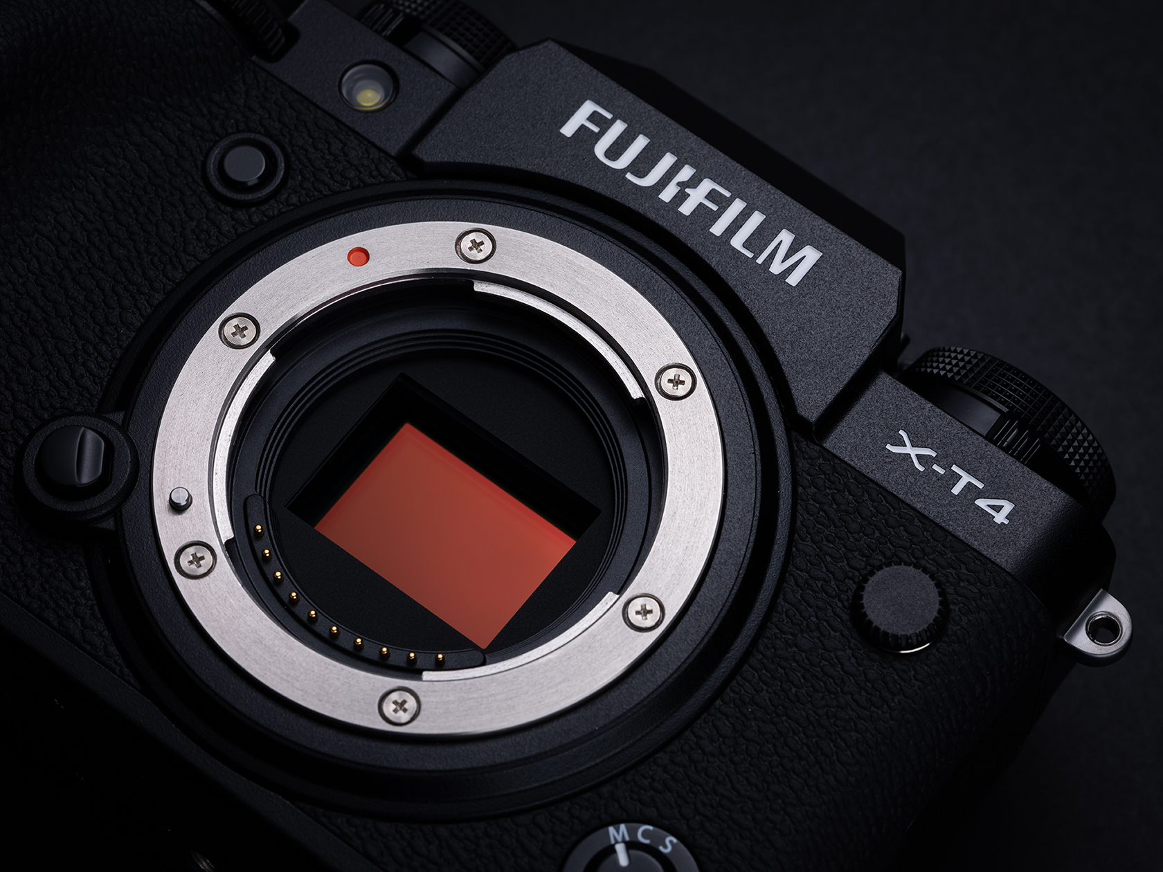 [photo] Top view of a Fujifilm X-T4 System Digtial Camera Body - silver and black