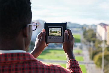 Taking pictures with viewing the LCD monitor on the back of the camera