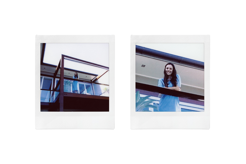 Image of a wide angle photo of a woman on balcony and close-up photo with the same woman on the same balcony
