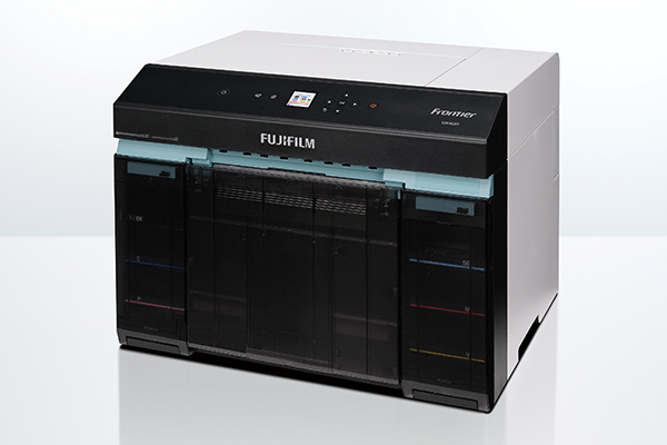This is an image of the Frontier DX400W main body.