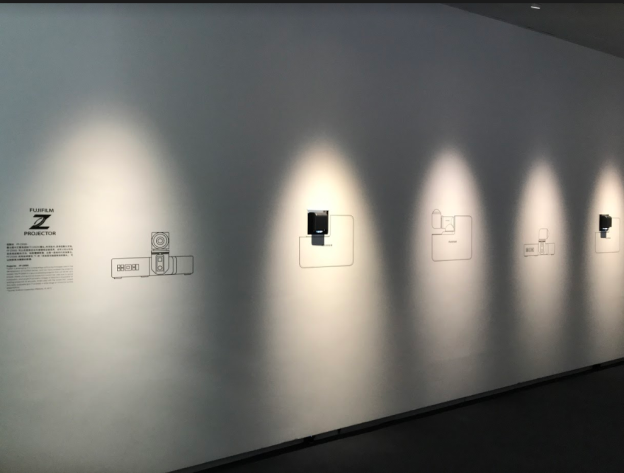 [photo] Hands-on projection mapping that uses motion sensors